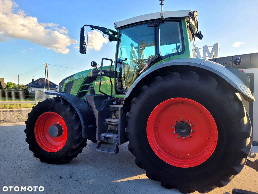Fendt 824 VARIO Profi Plus SCR - 14