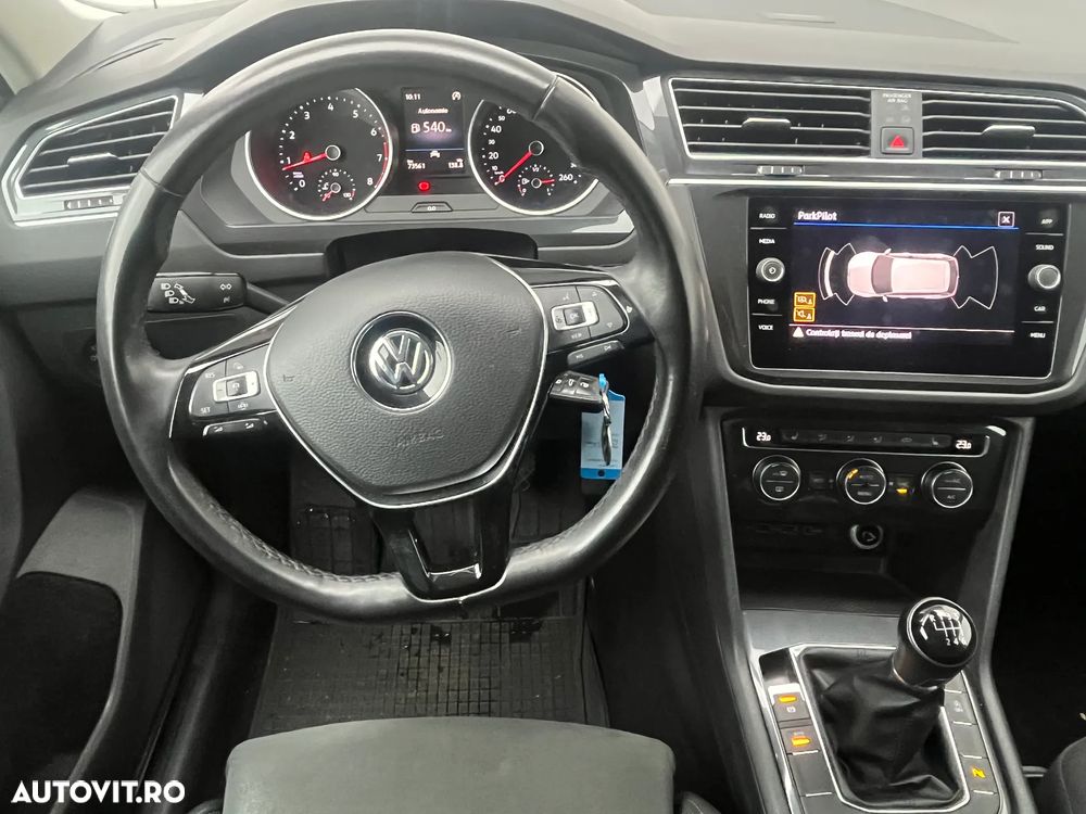 Volkswagen Tiguan 1.5 TSI ACT Comfortline - 9