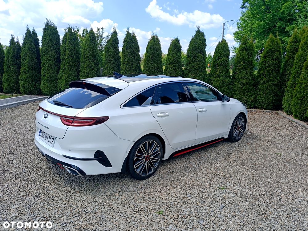 Kia ProCeed 1.6 T-GDI GT DCT - 3