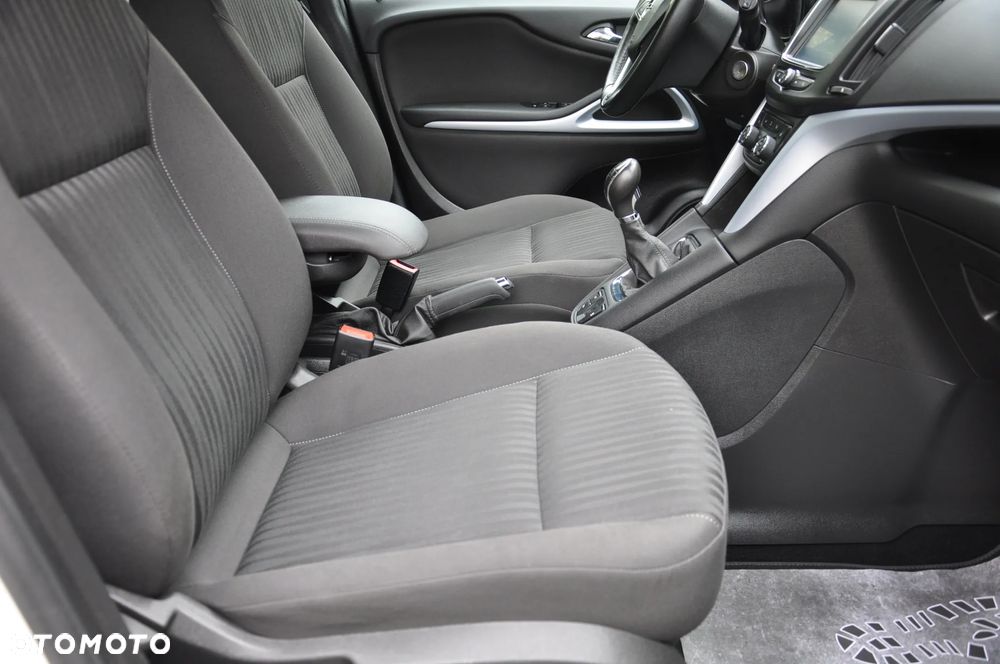 Opel Zafira 2.0 D (CDTI ecoFLEX) Start/Stop Innovation - 19