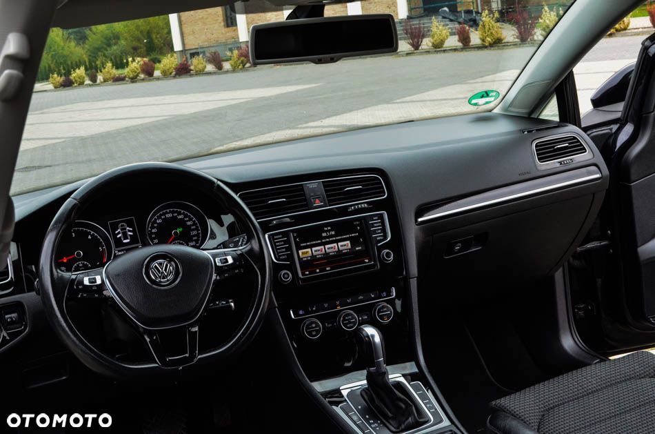 Volkswagen Golf 2.0 TDI (BlueMotion Technology) DSG Highline - 37