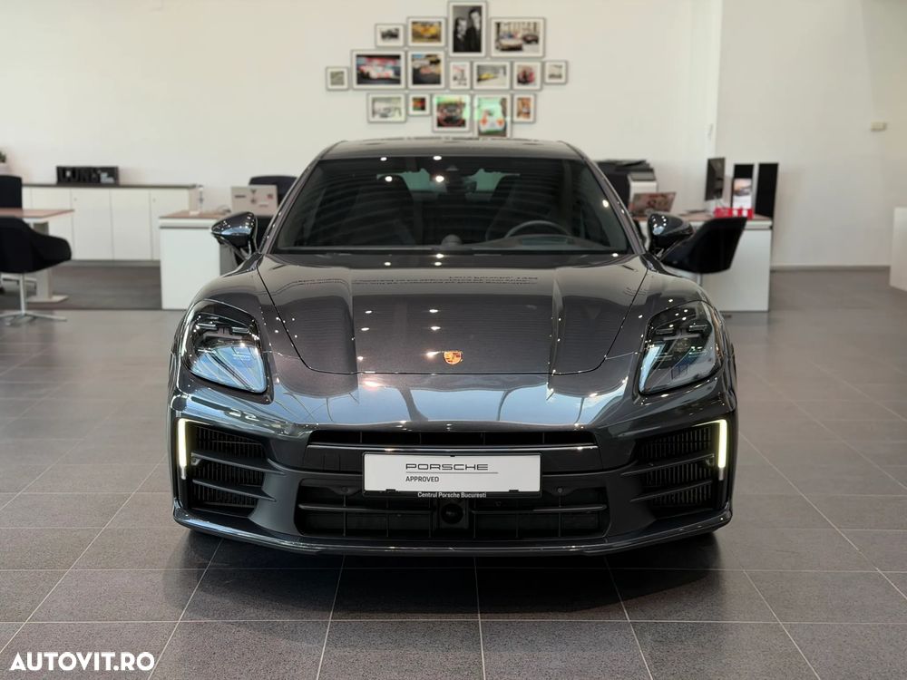 Porsche Panamera 4 E-Hybrid - 5