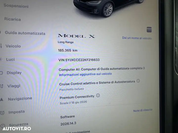 Tesla Model X - 8