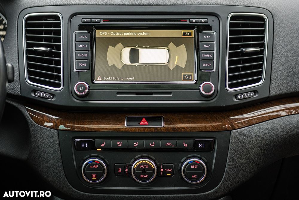 Volkswagen Sharan 2.0 TDI BlueMotion Technology Highline - 19