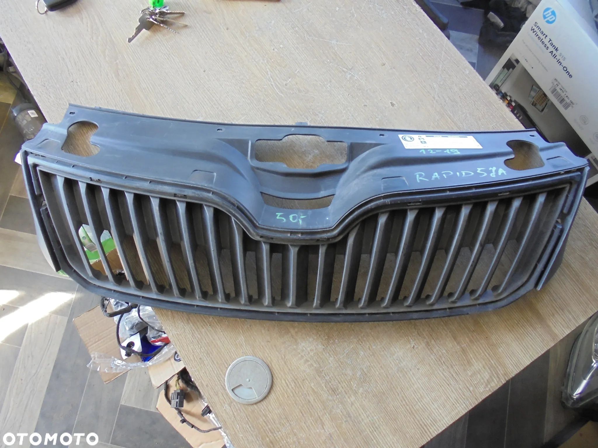 SKODA RAPID GRILL ATRAPA - 1