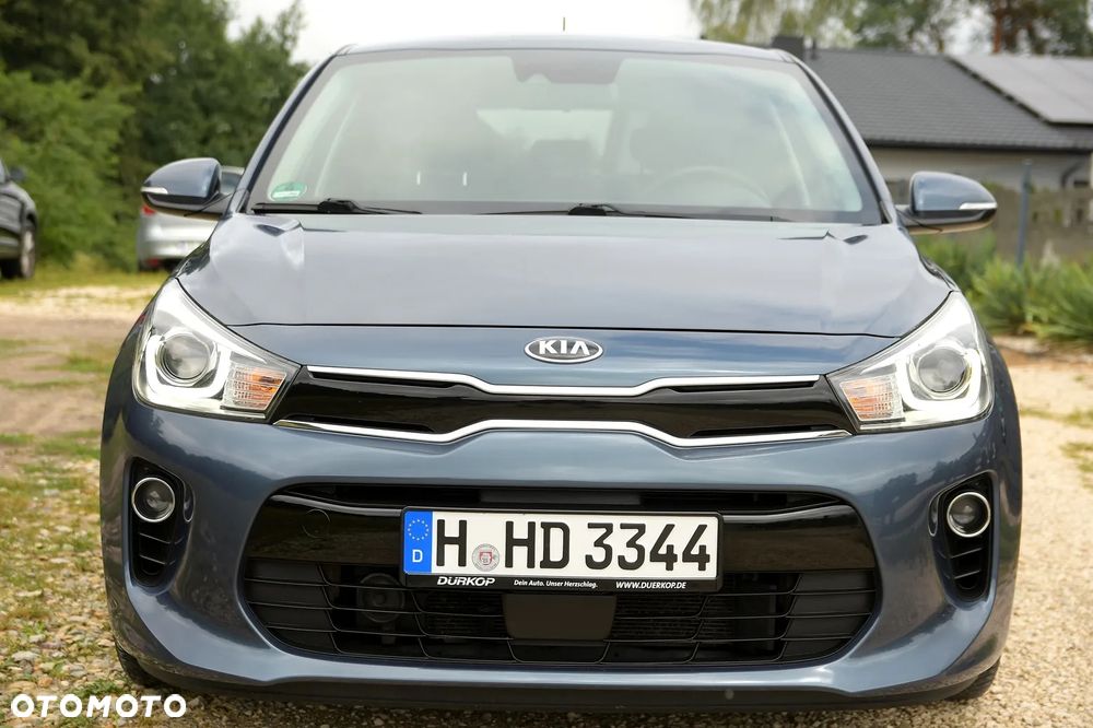 Kia Rio 1.4 L - 12