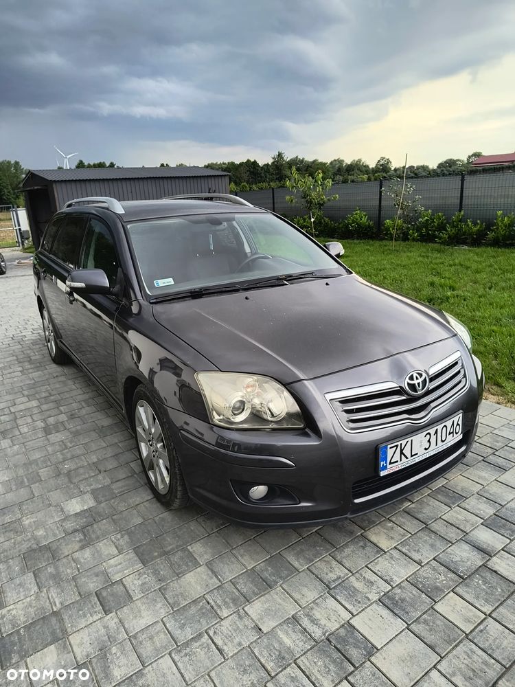 Toyota Avensis 2.0 D-4D Luna - 13