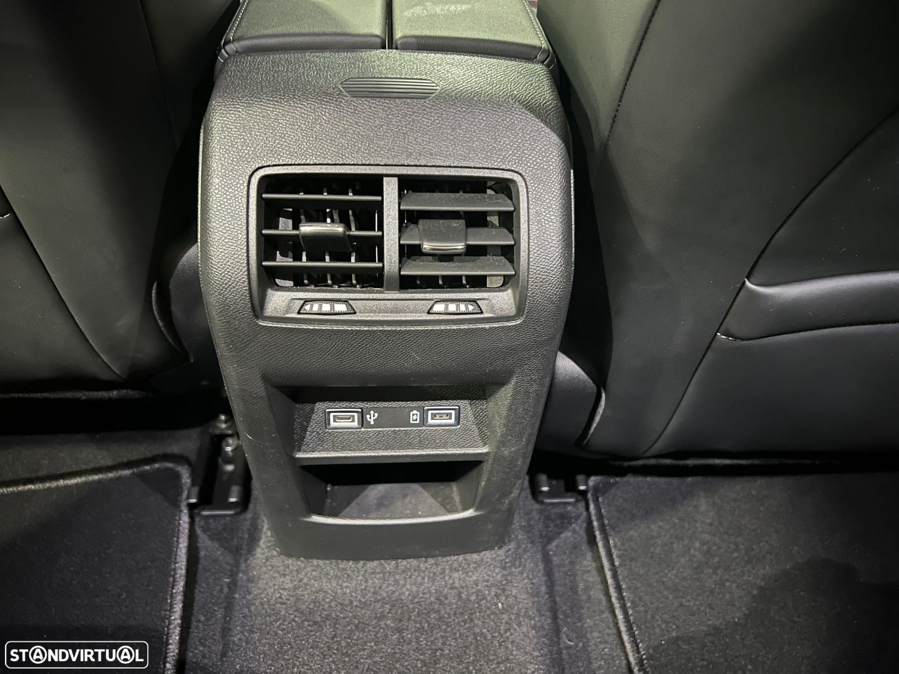Peugeot 308 SW 1.2 PureTech Allure Pack - 26