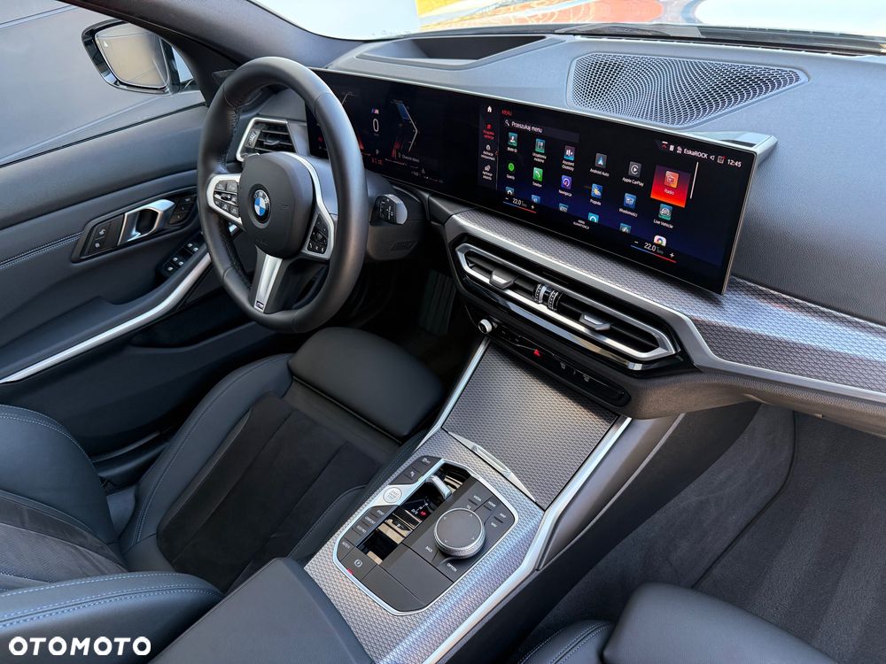 BMW Seria 3 320d xDrive M Sport Shadow - 32