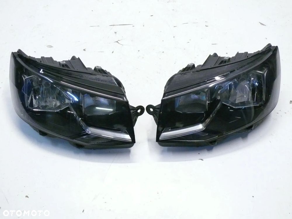 LAMPA PRZEDNIA LEWA I PRAWA VOLKSWAGEN T6 TRANSPORTER 7E1 2015 2020 EU - 1