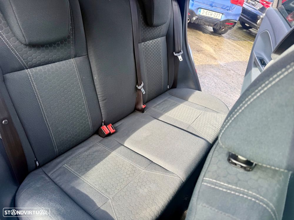 Ford Fiesta 1.6 TDCI Titanium - 9