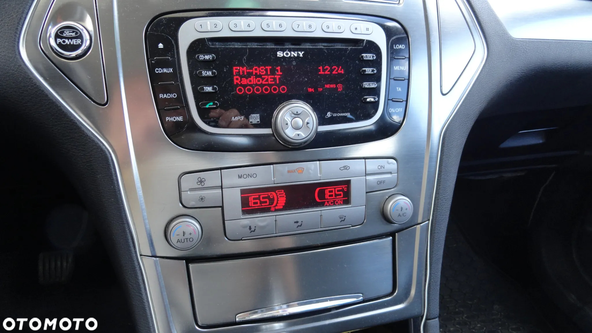 Ford Mondeo 2.0 TDCi Titanium X - 9