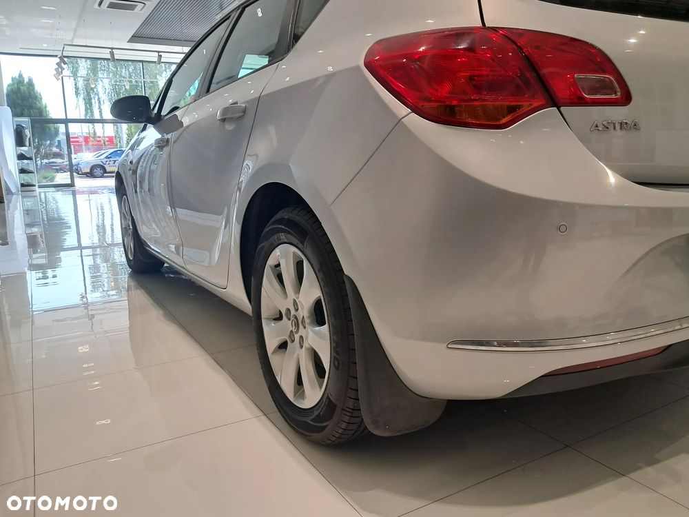 Opel Astra 1.6 Enjoy - 7