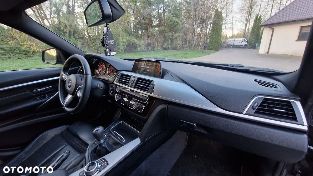 BMW Seria 3 318d M Sport Shadow - 18