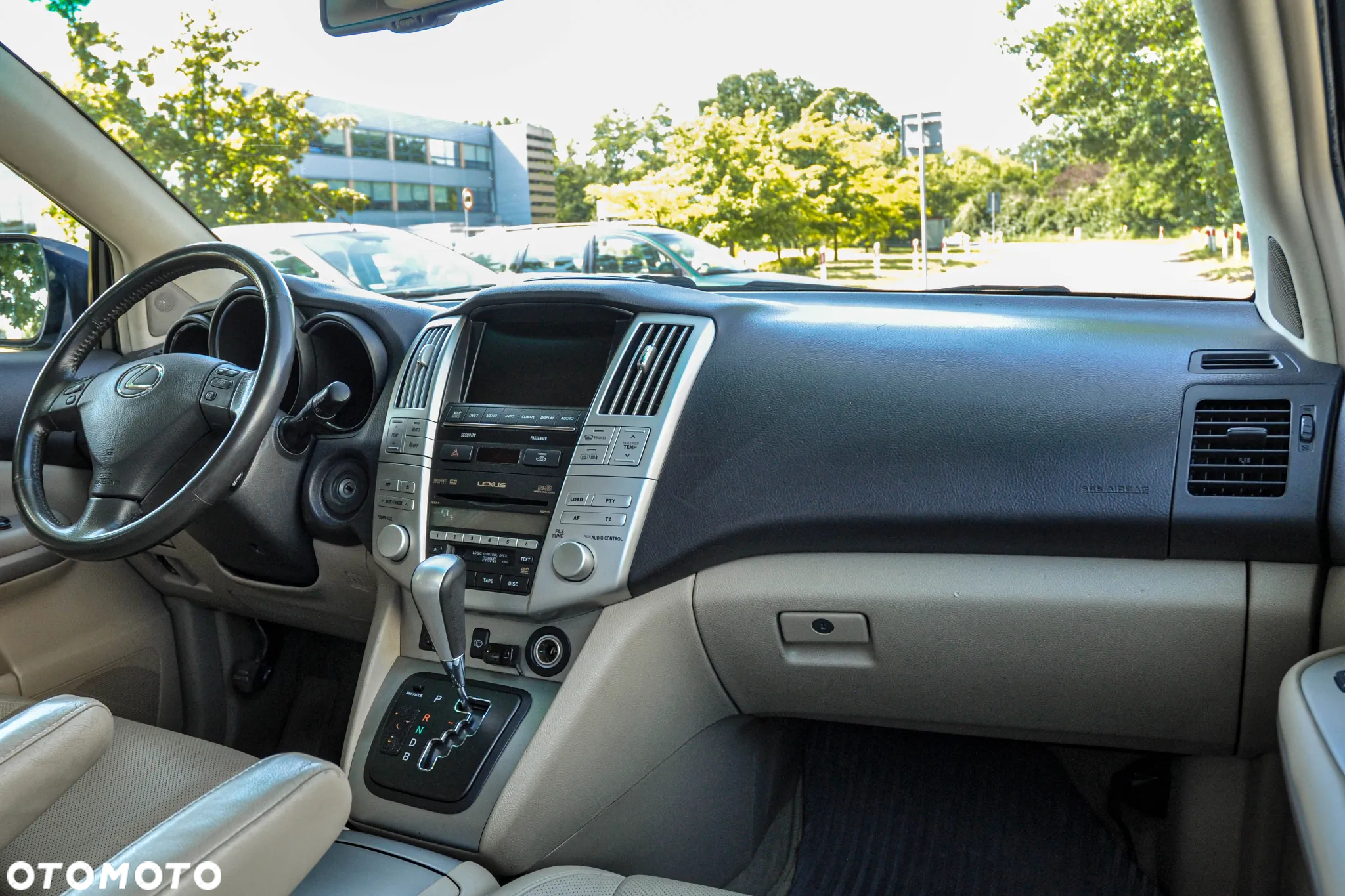 Lexus RX - 11