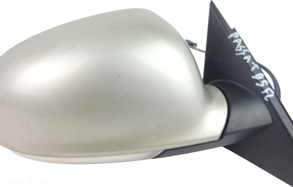 VW PASSAT B5 FL LIFT LUSTERKO PRAWE Z KIERUNKOWSKAZEM KIERUNKIEM 03-05 6 PIN EUROPA ZŁOTE - 9