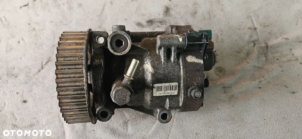 Pompa wtryskowa paliwa Renault Megane Scenic Kangoo II Clio 1,5 DCI 8200057346 - 1