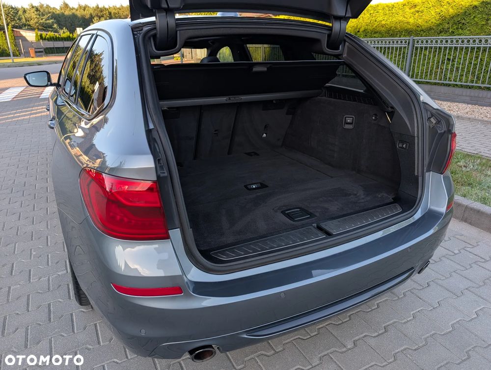 BMW Seria 5 520d Sport Line - 25
