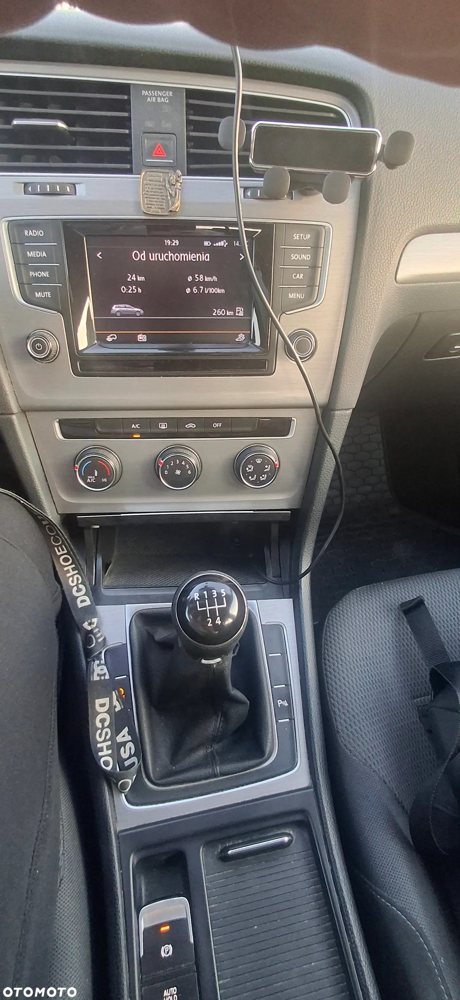 Volkswagen Golf VII 1.6 TDI BMT Comfortline - 9