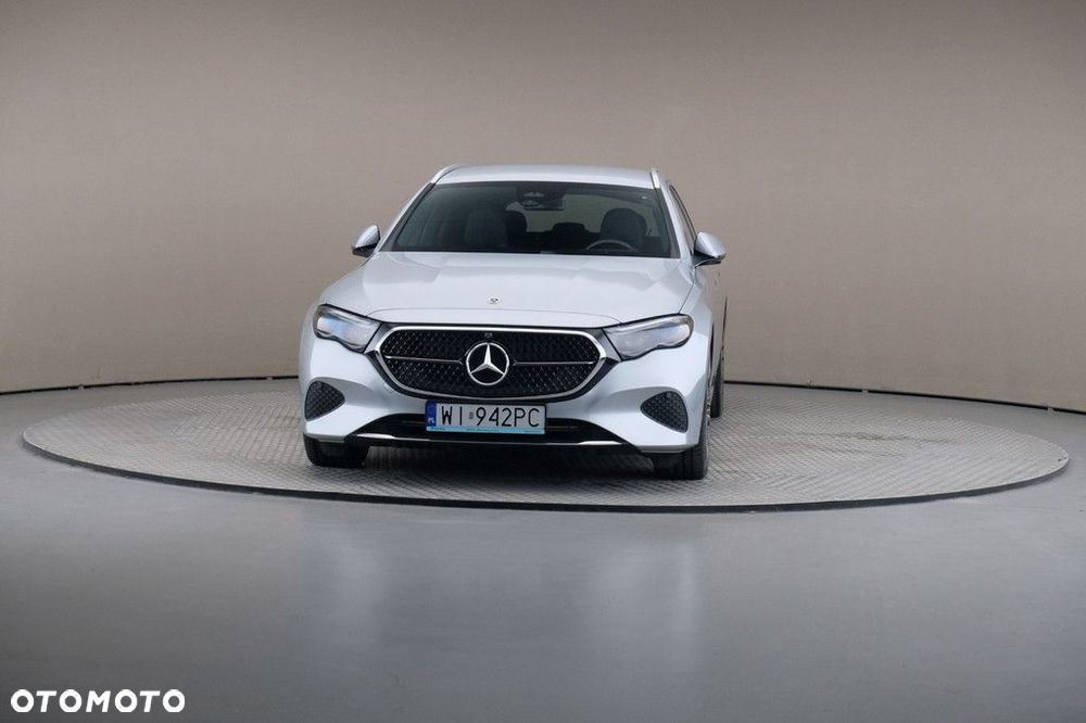 Mercedes-Benz Klasa E - 3