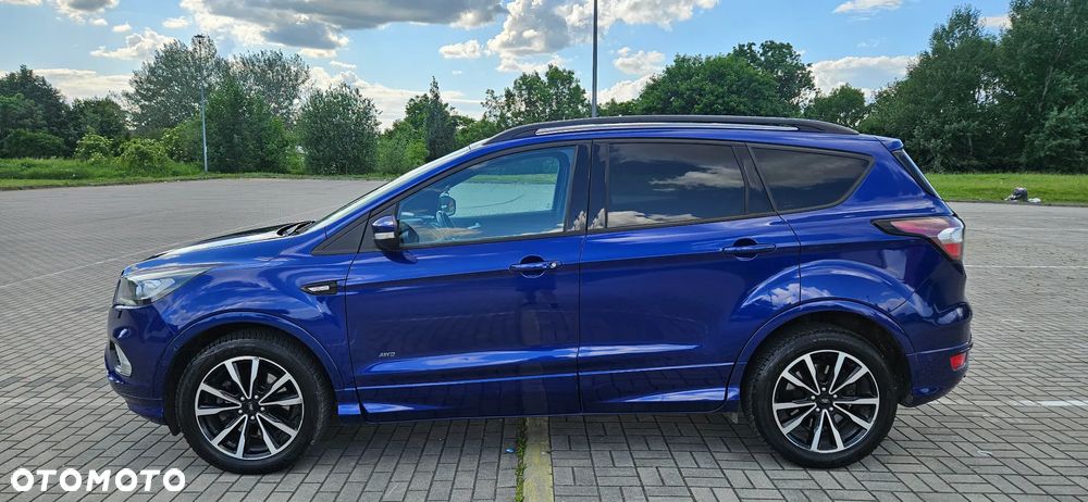 Ford Kuga 2.0 TDCi 4x4 ST-Line - 23