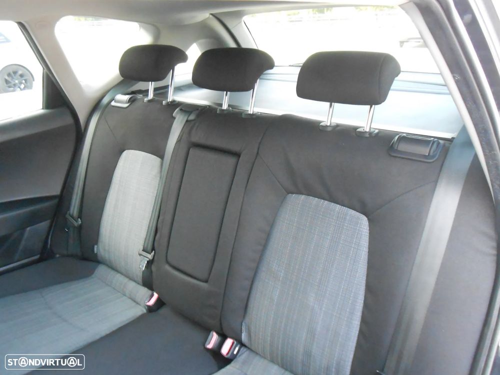 Kia Ceed SW 1.4 CVVT LX - 19