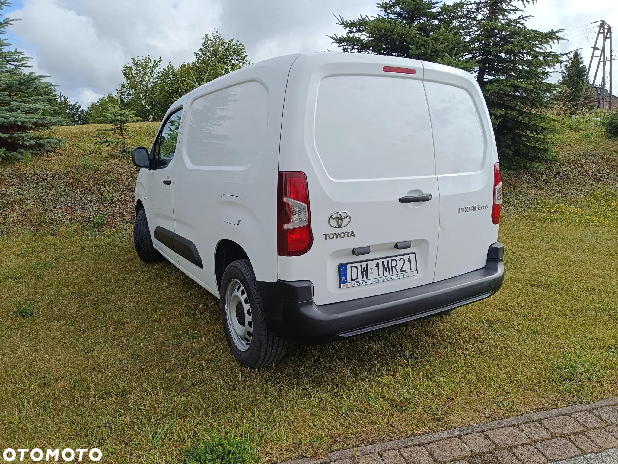 Toyota ProAce Kombi 1.5 D-4D Compact 2,6t - 14