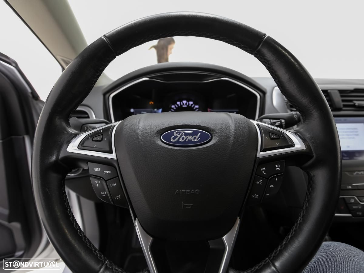 Ford Mondeo SW 2.0 HEV Titanium - 15
