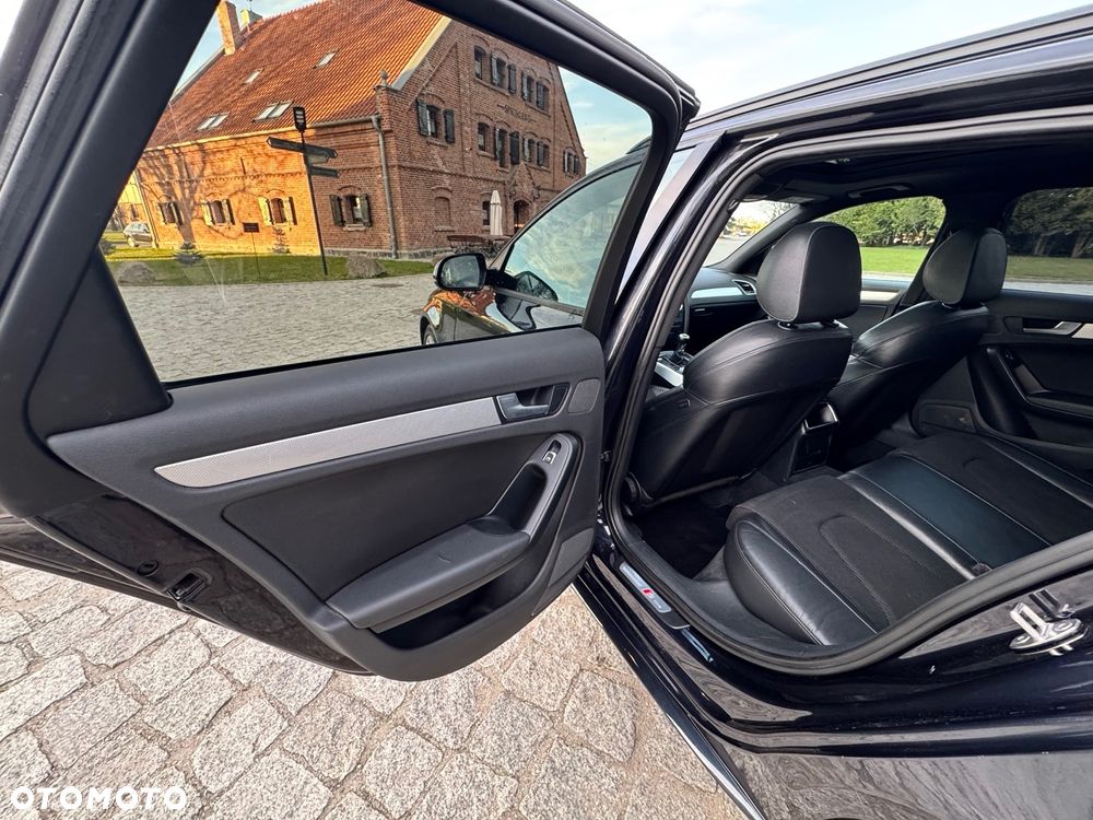 Audi A4 Avant 2.0 TDI Quattro Sport - 33