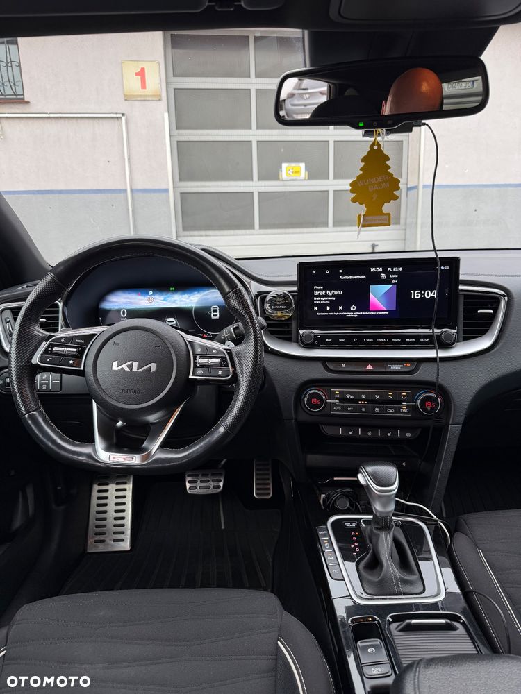 Kia ProCeed - 11