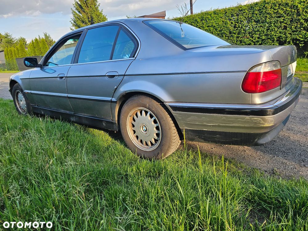 BMW Seria 7 - 4