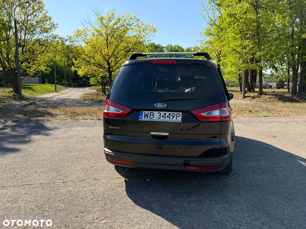 Ford Galaxy 2.0 EcoBoost Titanium - 4