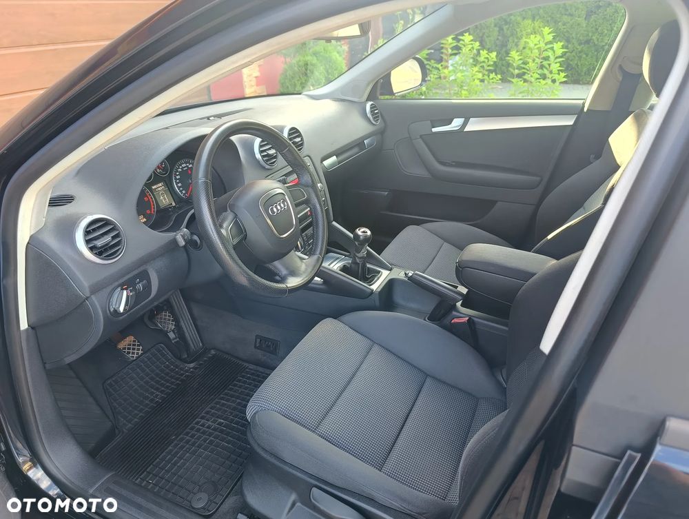 Audi A3 Sportback - 21