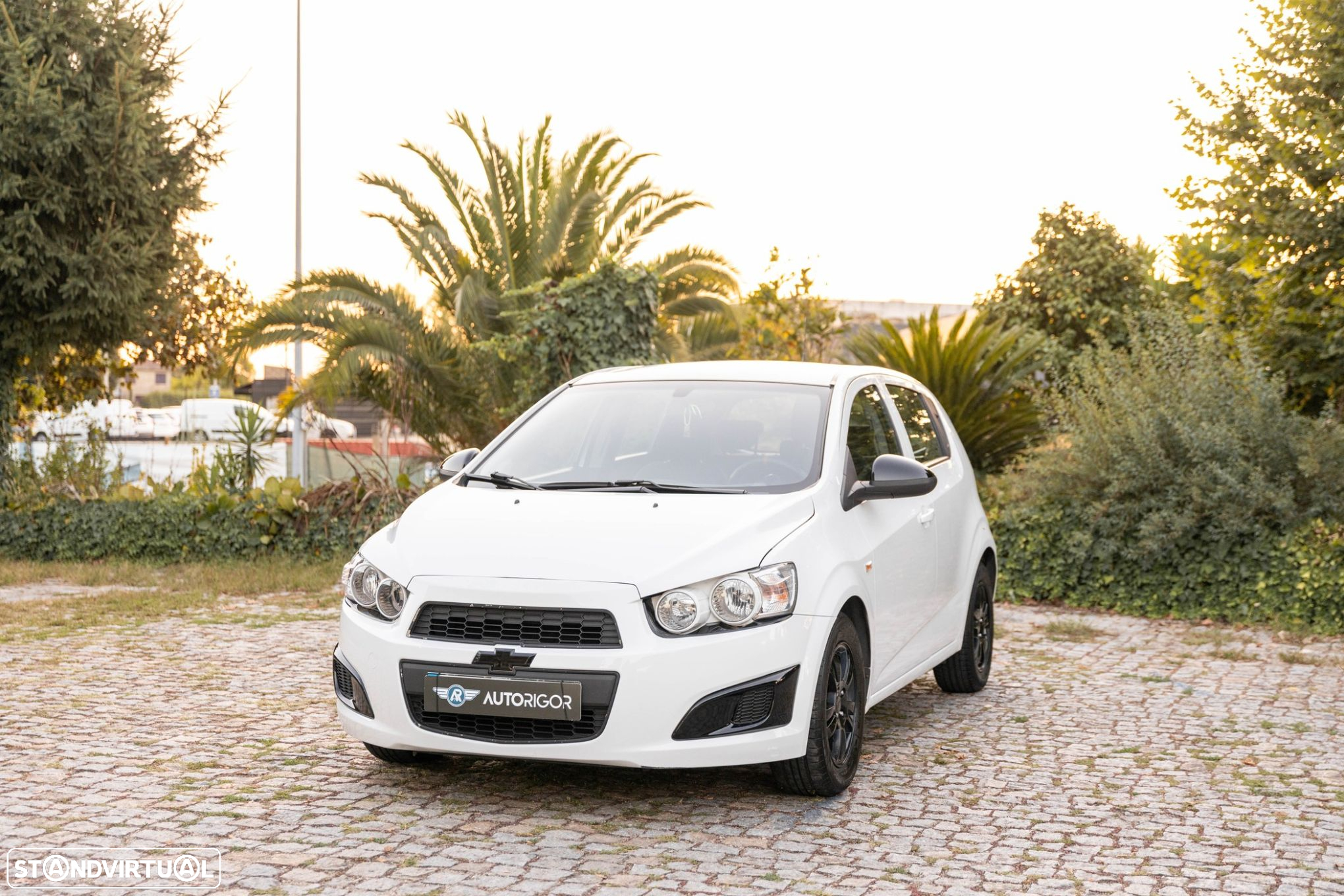 Chevrolet Aveo 1.2 LS - 2
