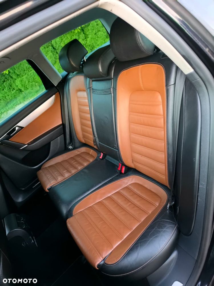 Volkswagen Passat - 13