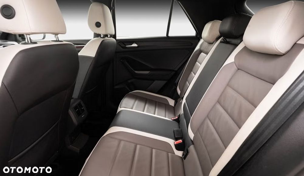 Volkswagen T-Roc 1.5 TSI ACT OPF DSG Sport - 9