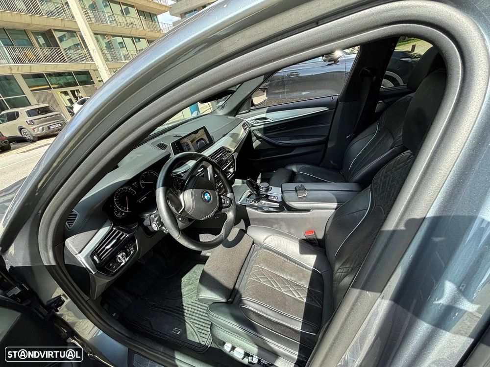 BMW 520 d Auto - 14