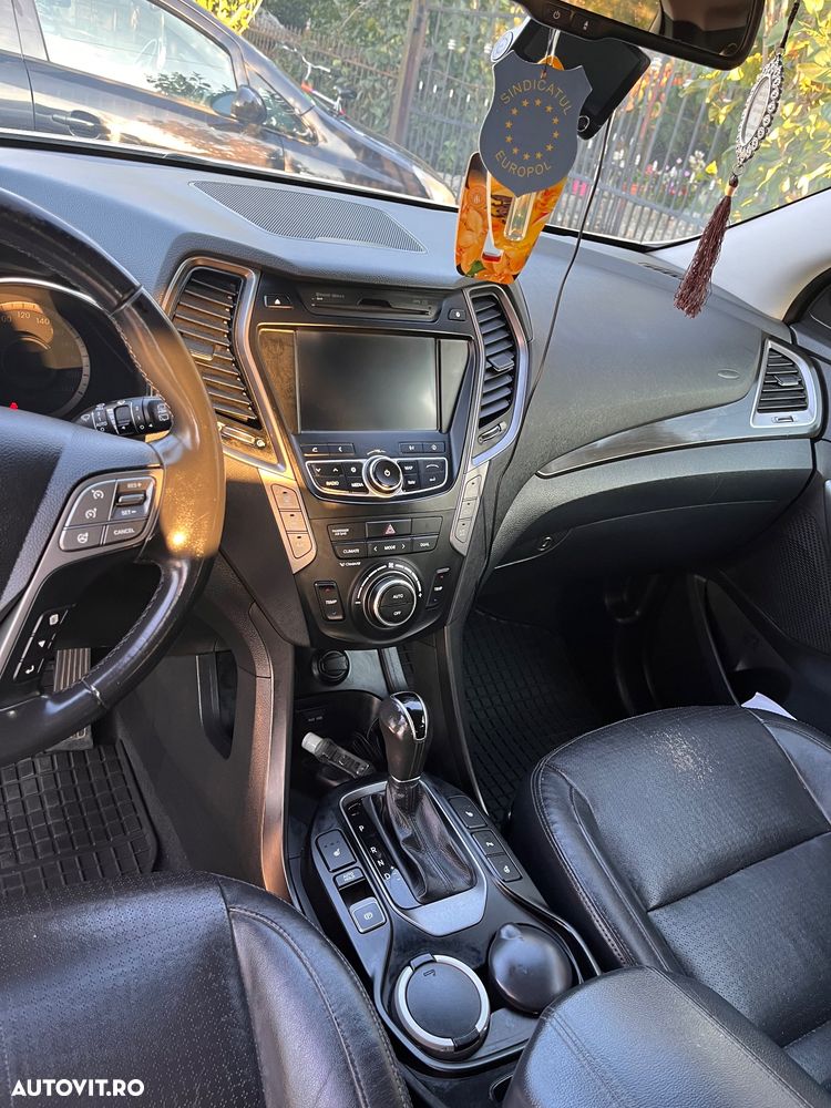 Hyundai Santa Fe 2.2 CRDi 4WD Automatik Premium - 9