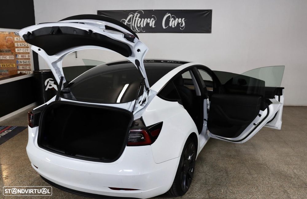 Tesla Model 3 Long Range AWD Dual Motor Performance - 24