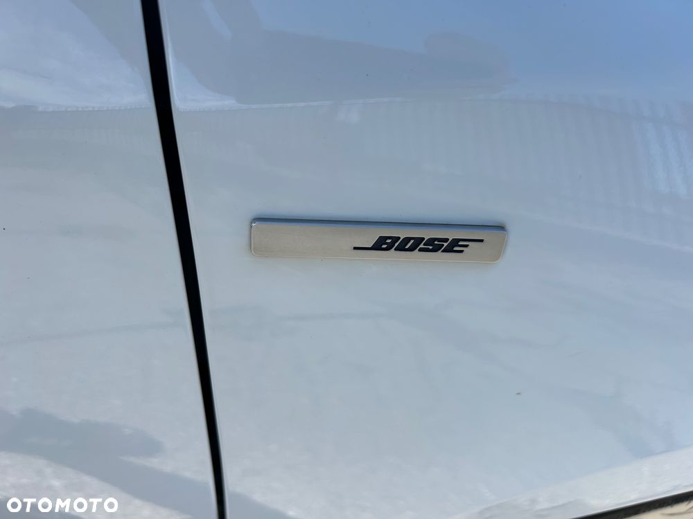 Renault Megane ENERGY TCe 130 EDC BOSE EDITION - 24