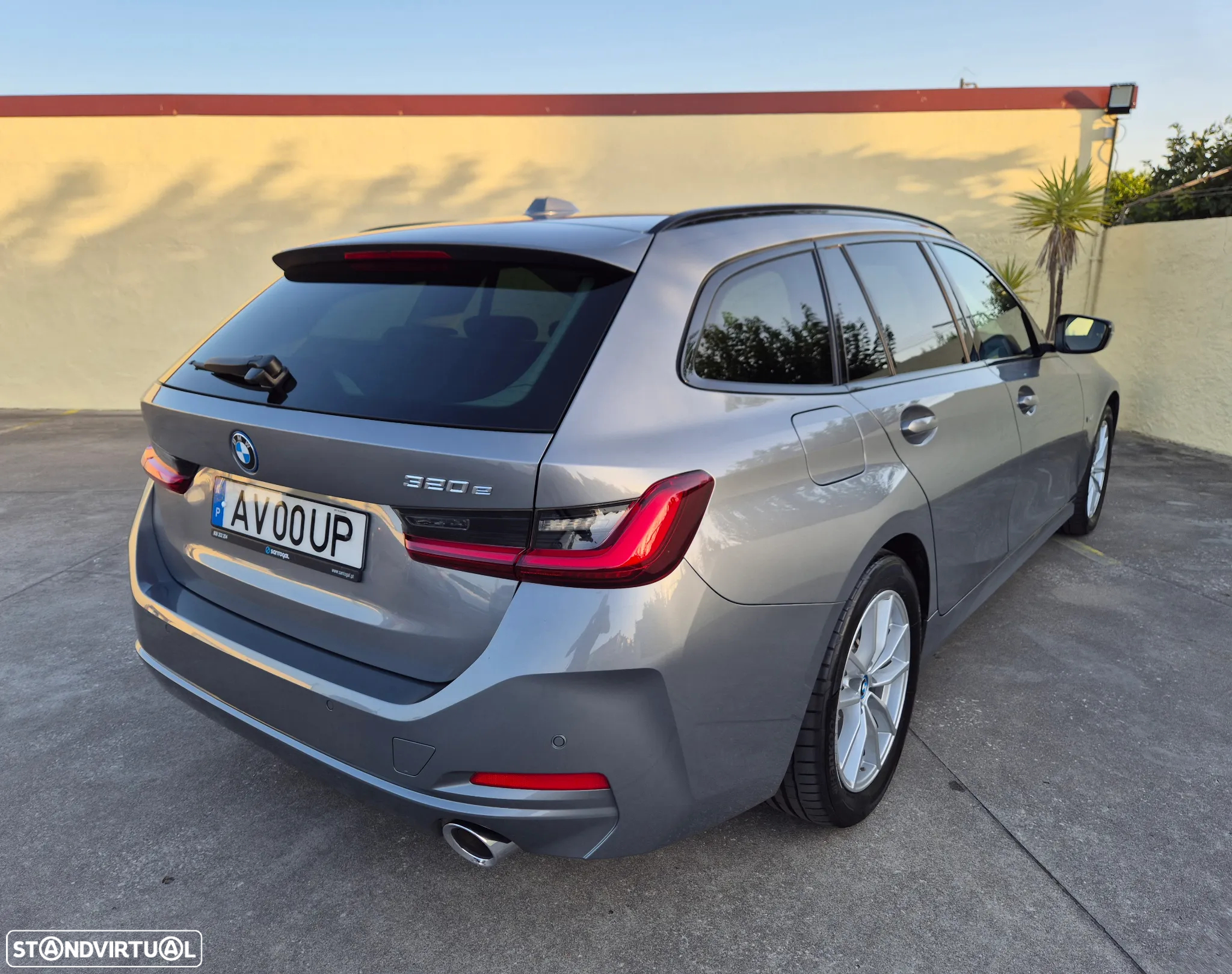 BMW 320 e Touring Auto - 23