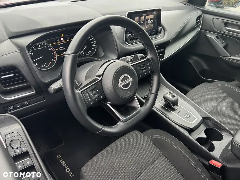 Nissan Qashqai 1.3 DIG-T MHEV Acenta Xtronic - 6