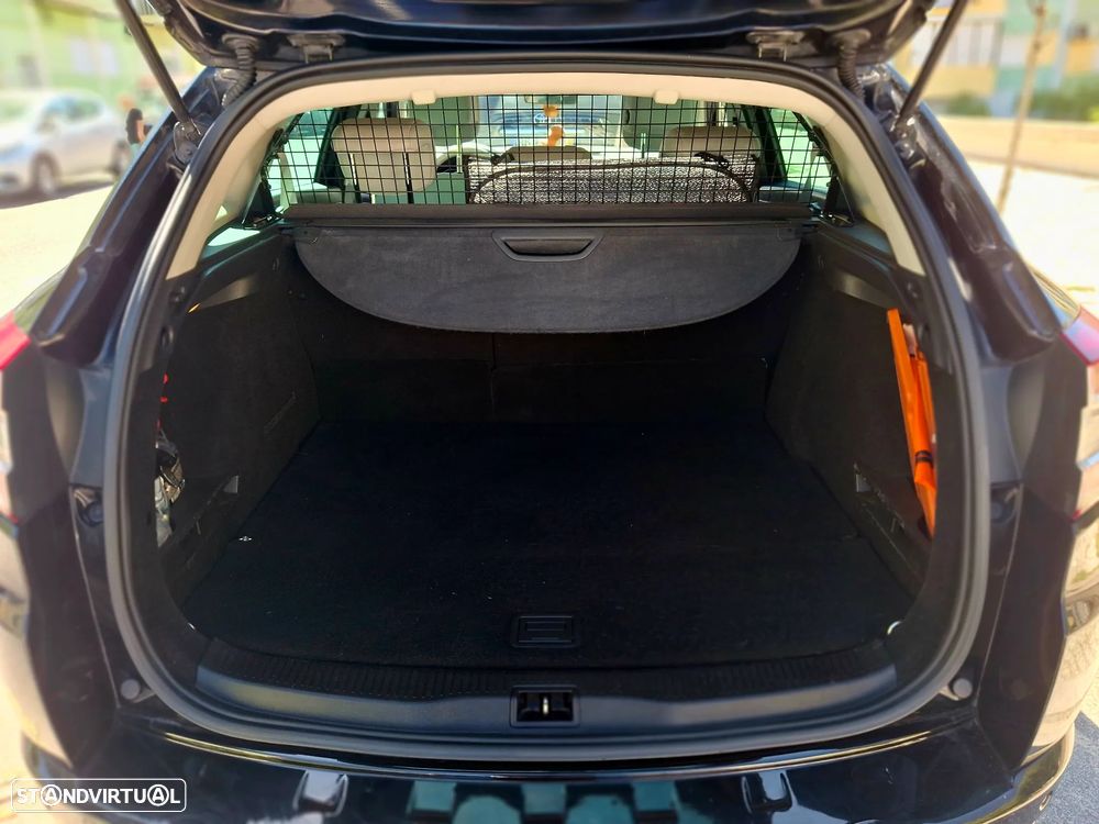 Renault Mégane 1.5 dCi Bose Edition SS - 13