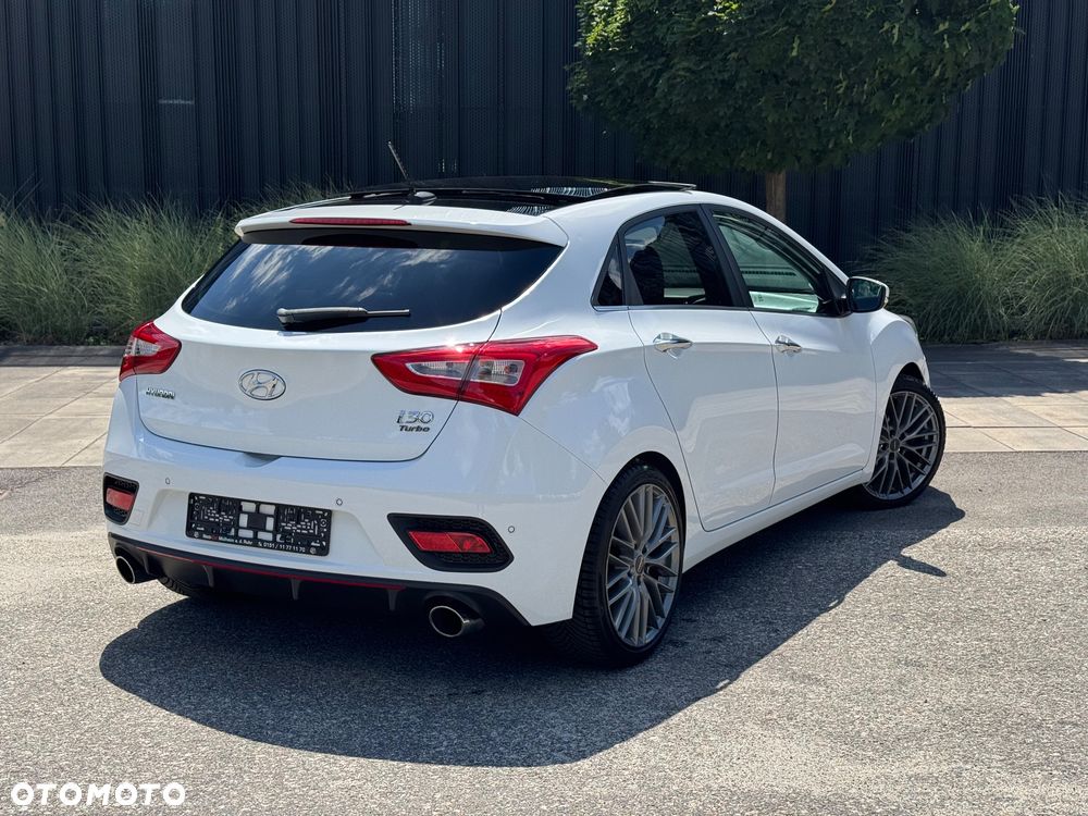 Hyundai i30 1.6 GDI Turbo Luxury - 14