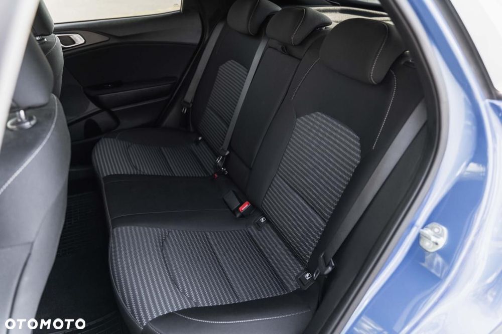 Kia XCeed - 22