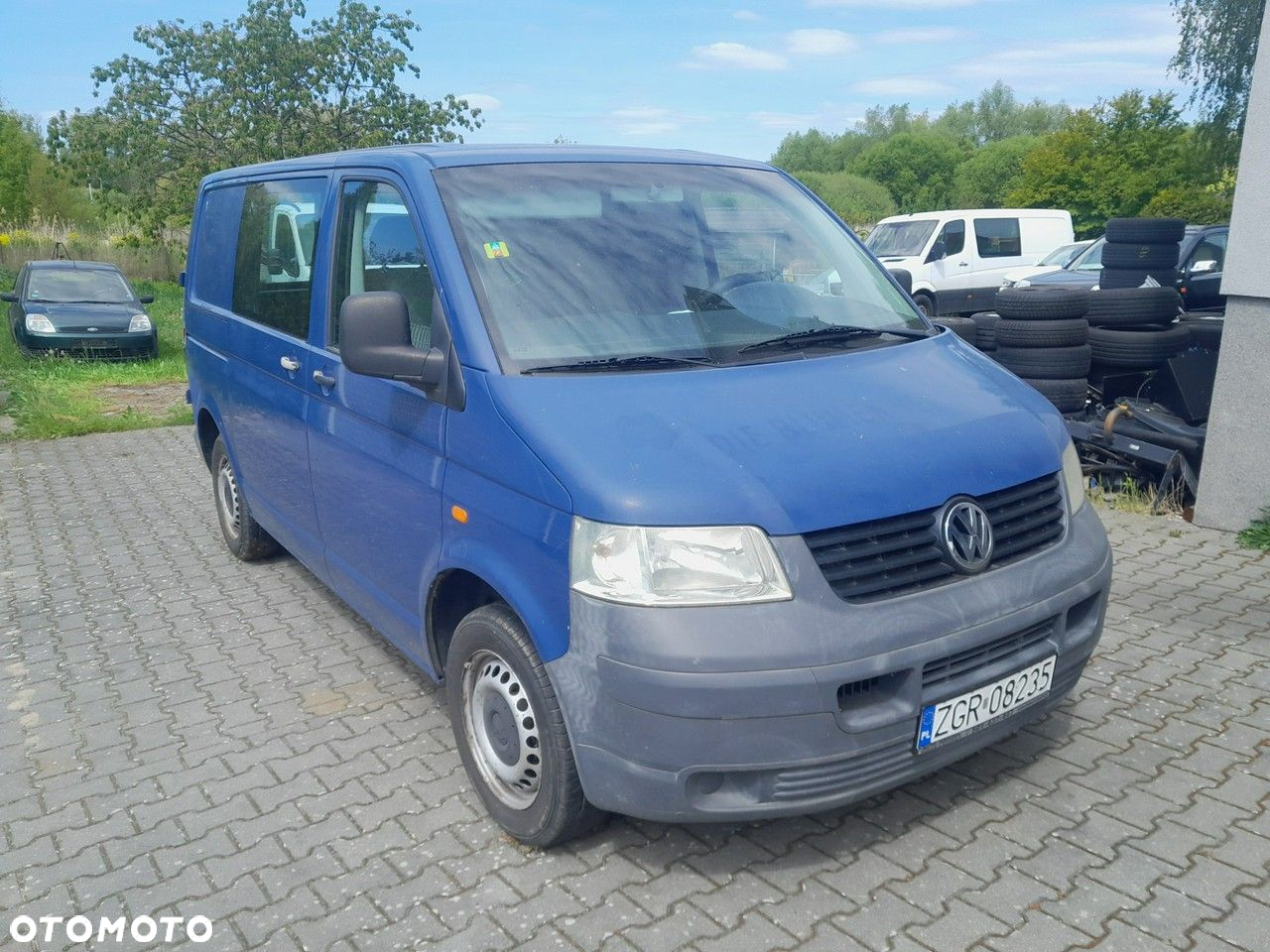 Volkswagen Transporter - 2