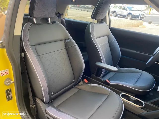 MINI 3 Portas Cooper SE Classic M - 7