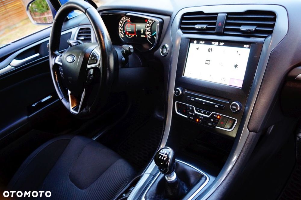 Ford Mondeo - 34