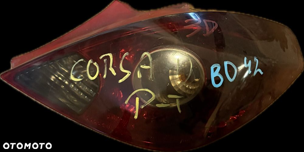 Lampa Tył Tylna Lampa prawa prawy CORSA D - 1