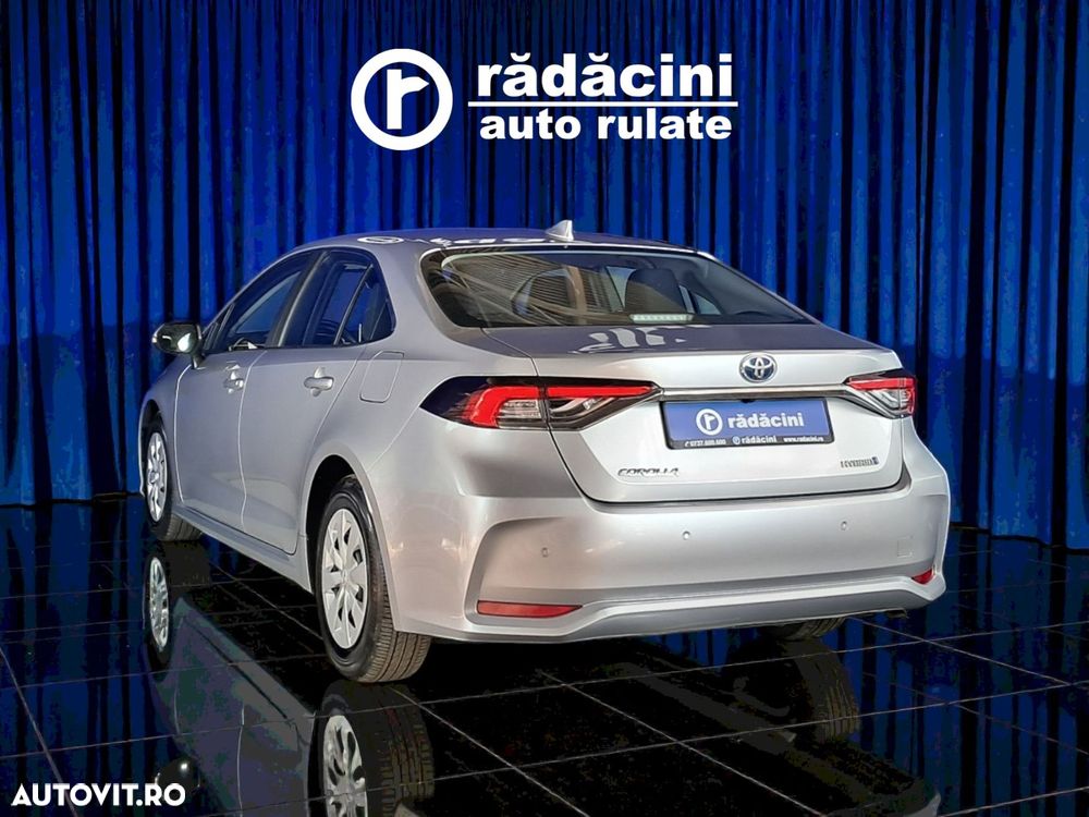 Toyota Corolla - 4